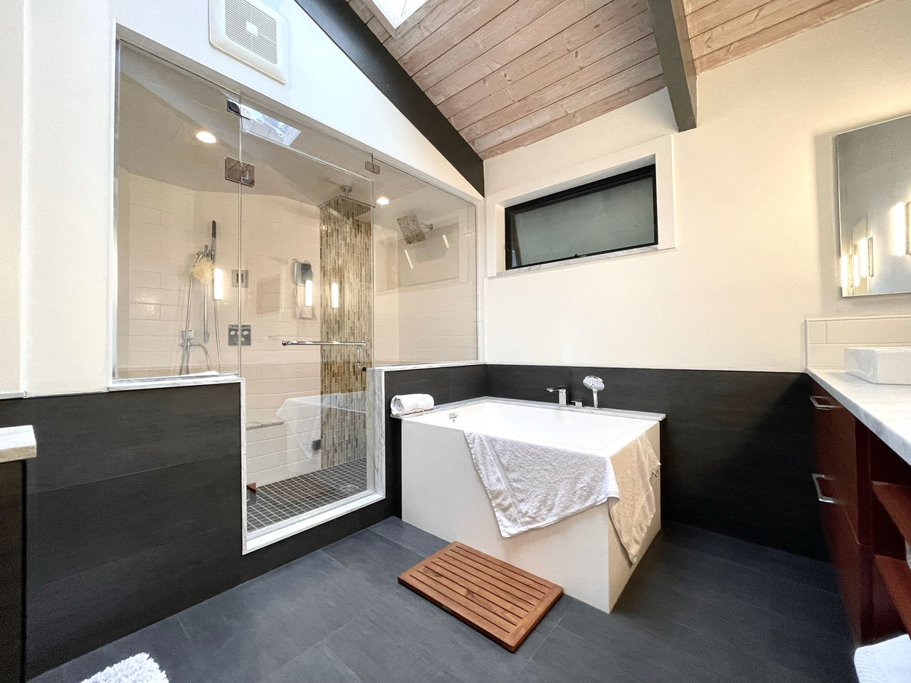 Wright Bathroom