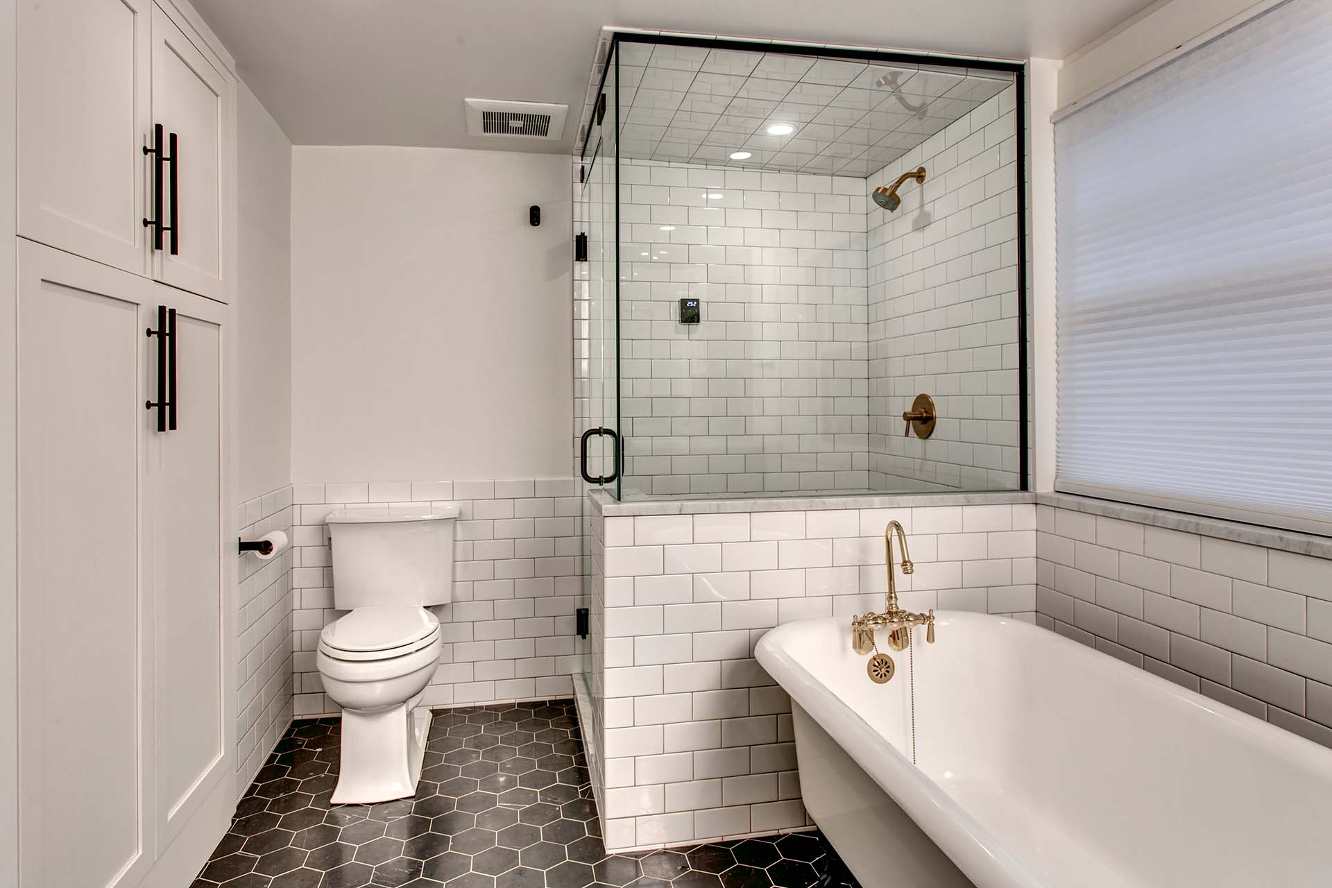 Bath02 1920