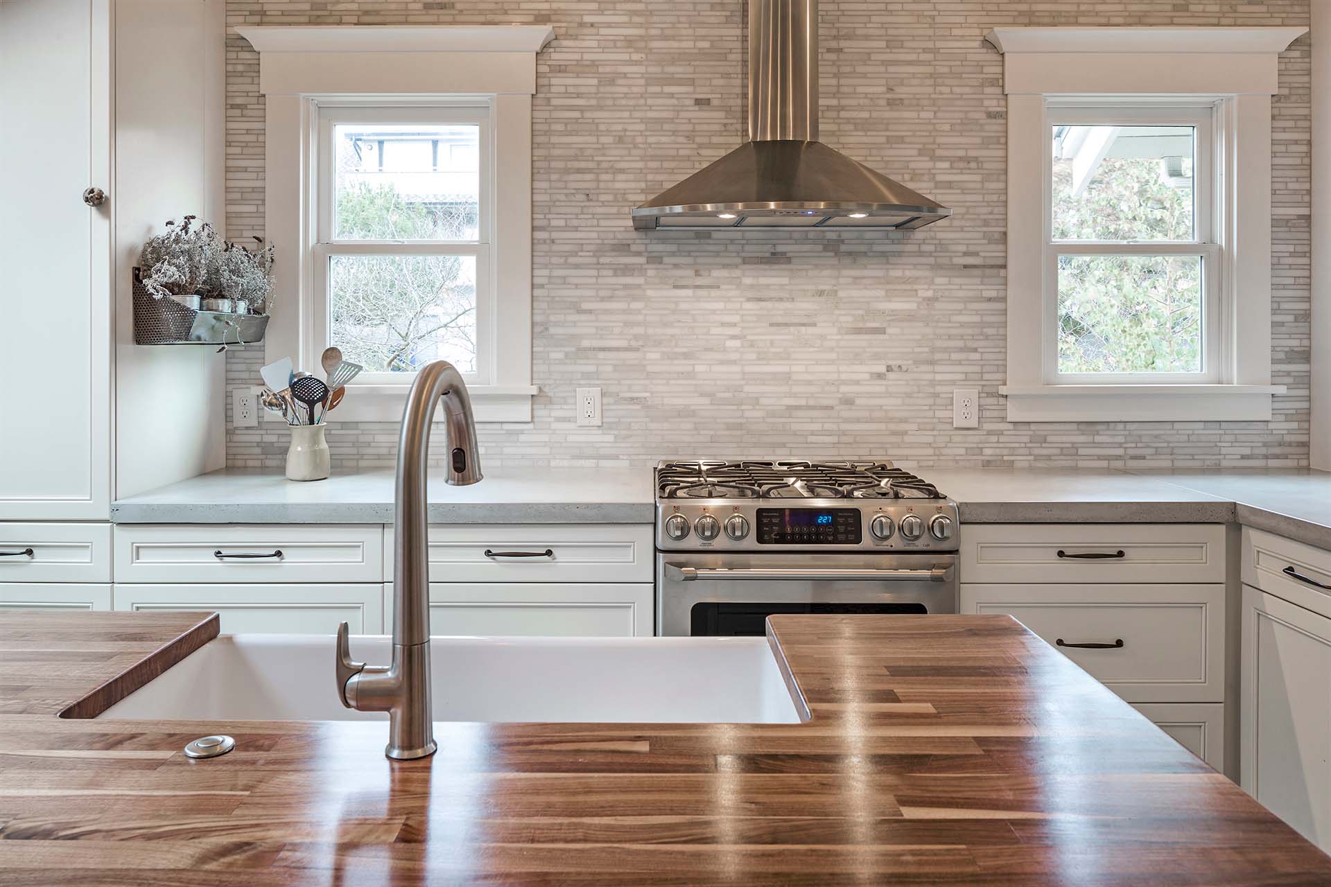 Kitchen Remodel in Seattle, WA by Cherry Design + Build project photo 2