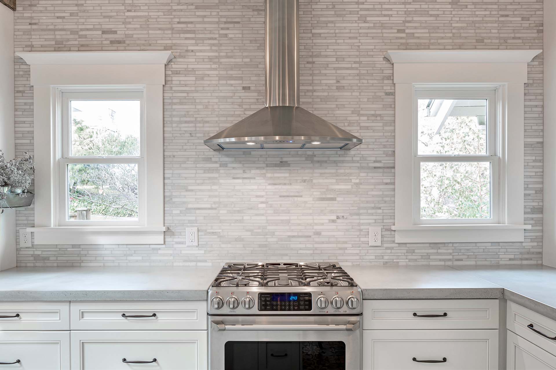 Kitchen Remodel in Seattle, WA by Cherry Design + Build project photo 3